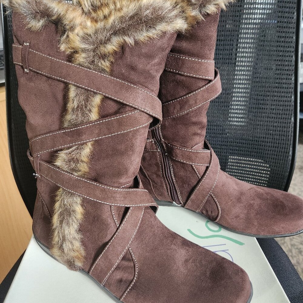 Natural Soul by Naturalizer Fasano Fur Lines Boots NWT Size 9.5